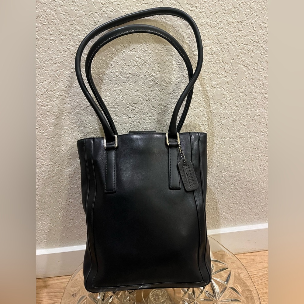 Vintage Coach Bonnie Slim Tote in black leather style 9422